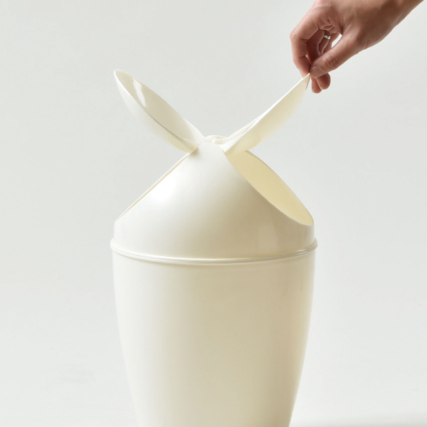 スウーンカン ゴミ箱